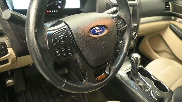 Used 2018 Ford Explorer - photo 17