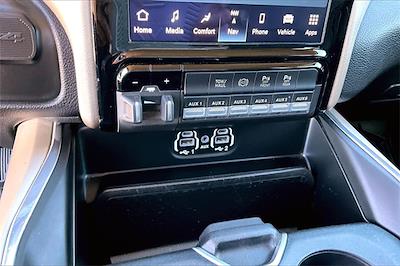 Used 2022 Ram 2500 - photo 1