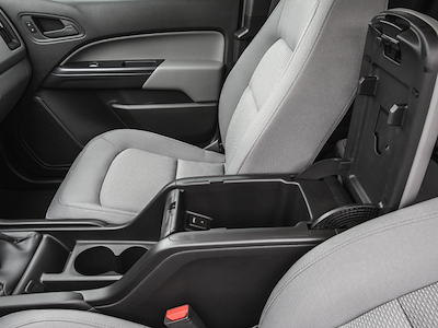 Used 2018 GMC Canyon - photo 1