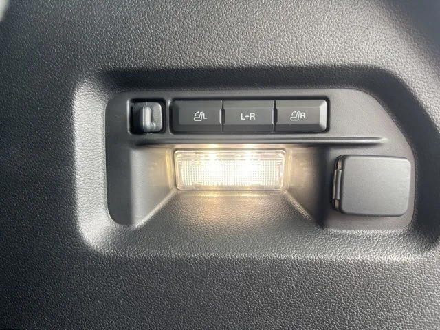 New 2025 Ford Explorer - photo 26