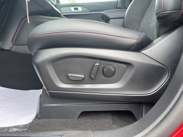 New 2025 Ford Explorer - photo 30