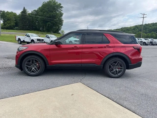 New 2025 Ford Explorer - photo 6
