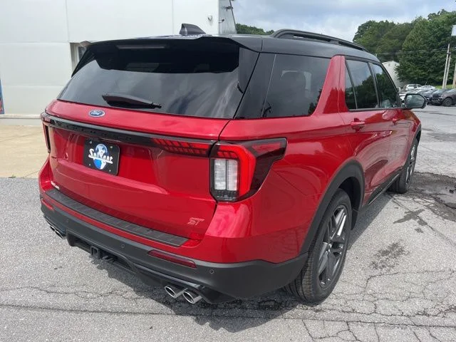 New 2025 Ford Explorer - photo 8