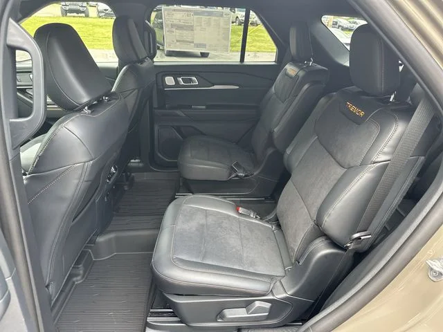 New 2026 Ford Explorer - photo 28