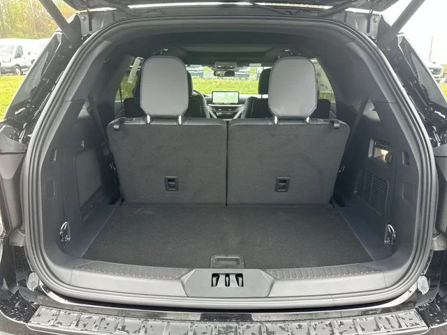 New 2026 Ford Explorer - photo 24