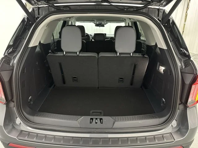 New 2026 Ford Explorer - photo 23