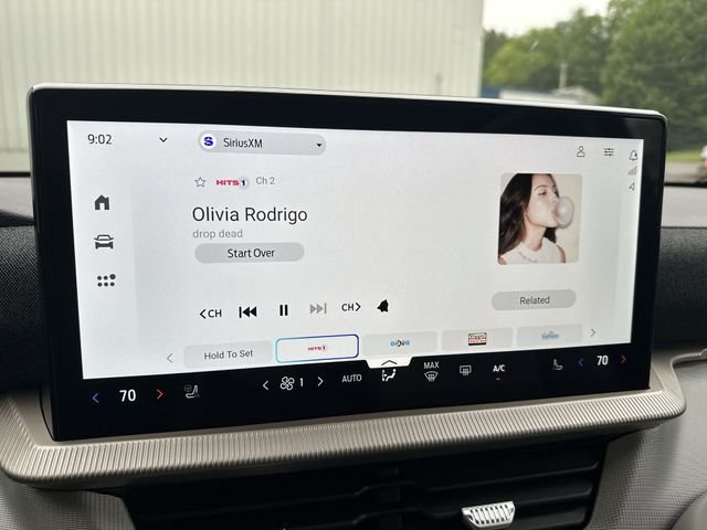 New 2026 Ford Explorer - photo 15