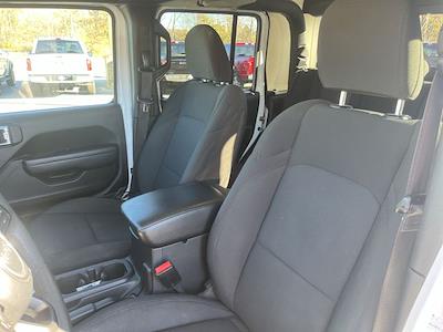 Used 2023 Jeep Gladiator - photo 1