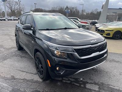 Used 2022 Kia Seltos - photo 1
