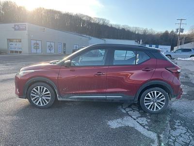 Used 2023 Nissan Kicks - photo 1