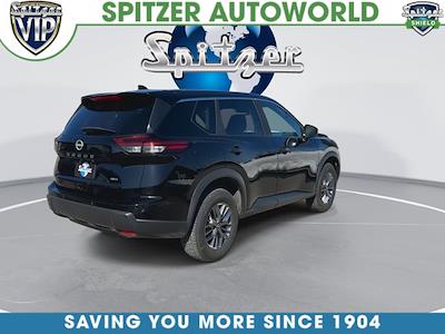 Used 2024 Nissan Rogue - photo 1