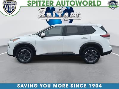 Used 2024 Nissan Rogue - photo 1