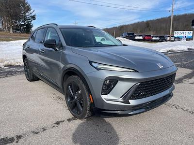 Used 2025 Buick Envision - photo 1