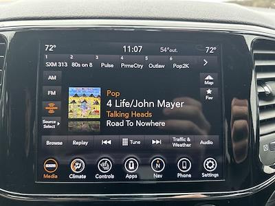 Used 2020 Jeep Grand Cherokee - photo 1