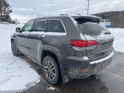 Used 2020 Jeep Grand Cherokee - photo 1