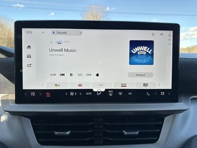 New 2025 Ford Explorer - photo 15