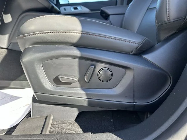 New 2025 Ford Explorer - photo 17