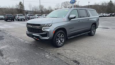 Used 2022 Chevrolet Suburban - photo 1