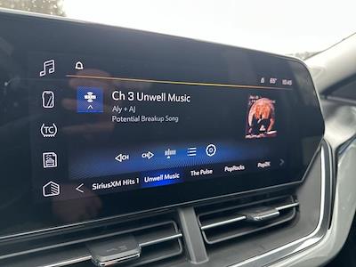 Used 2025 Chevrolet Trax - photo 1