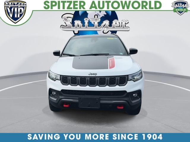 Used 2025 Jeep Compass - photo 2