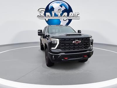 Used 2024 Chevrolet Silverado 2500 - photo 1