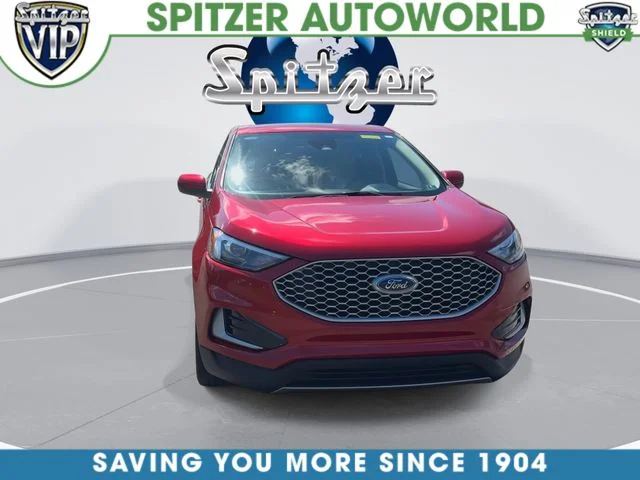 Used 2024 Ford Edge - photo 2