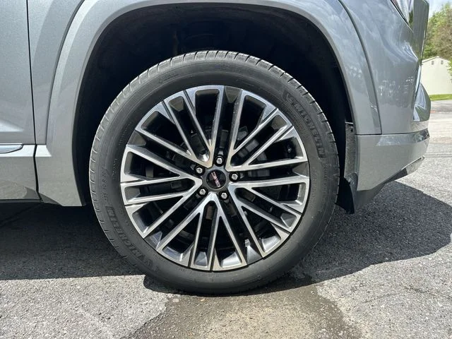 Used 2026 GMC Terrain - photo 9