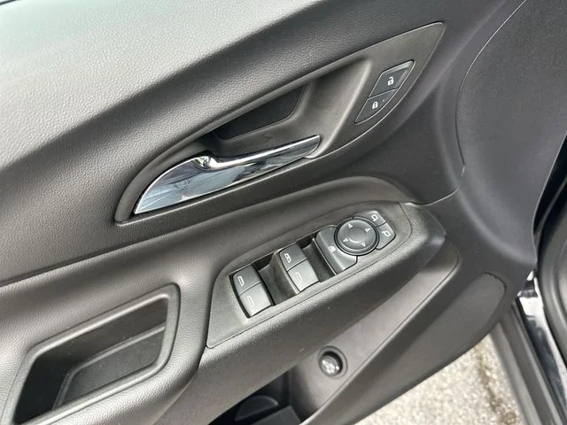 Used 2024 Chevrolet Equinox - photo 6