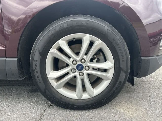 Used 2020 Ford Edge - photo 9