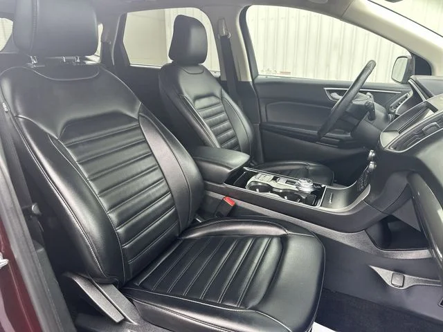 Used 2020 Ford Edge - photo 16