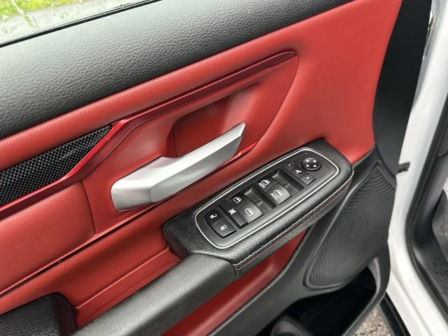 Used 2020 Ram 1500 - photo 18