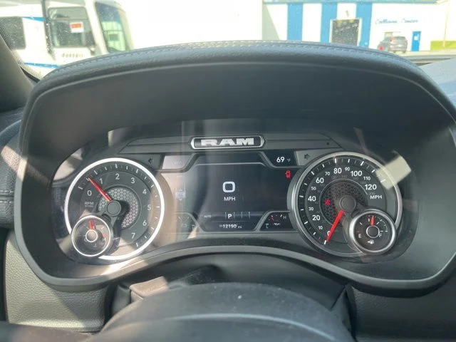 Used 2026 Ram 1500 - photo 13