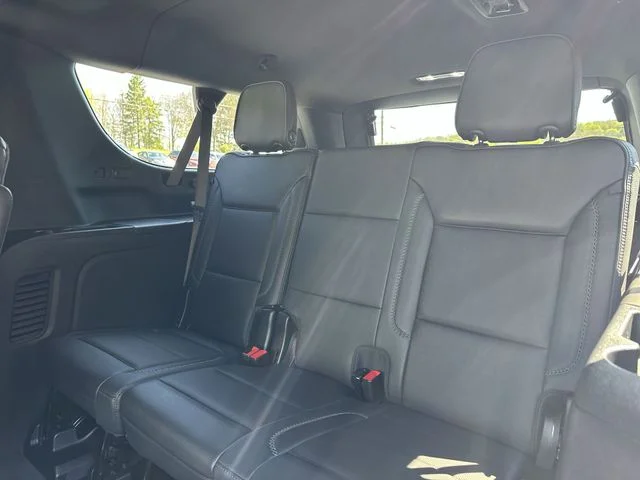 Used 2025 GMC Yukon XL - photo 27