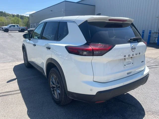Used 2024 Nissan Rogue - photo 8
