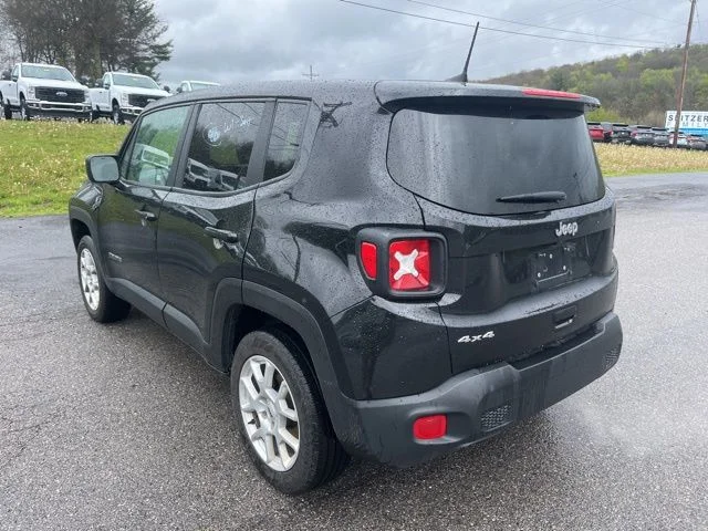 Used 2023 Jeep Renegade - photo 8