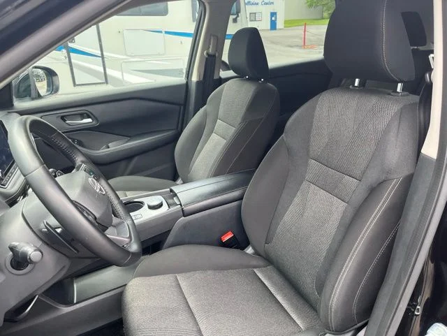 Used 2025 Nissan Rogue - photo 12
