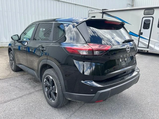 Used 2025 Nissan Rogue - photo 9