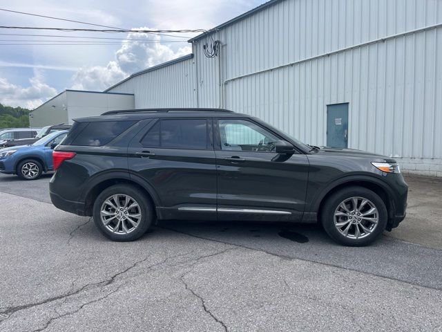 Used 2023 Ford Explorer - photo 2