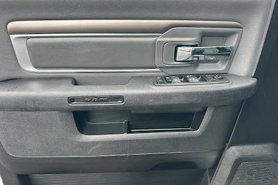 Used 2024 Ram 1500 Classic - photo 1