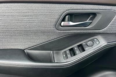 Used 2023 Nissan Rogue - photo 1