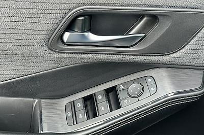 Used 2023 Nissan Rogue - photo 1