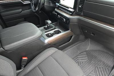 Used 2024 Chevrolet Silverado 1500 - photo 1