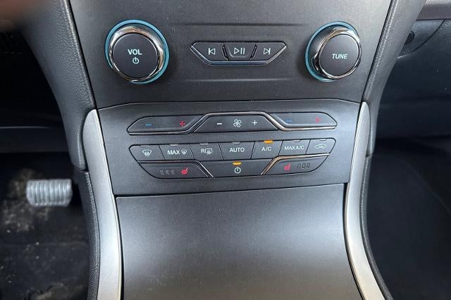 Used 2020 Ford Edge - photo 29