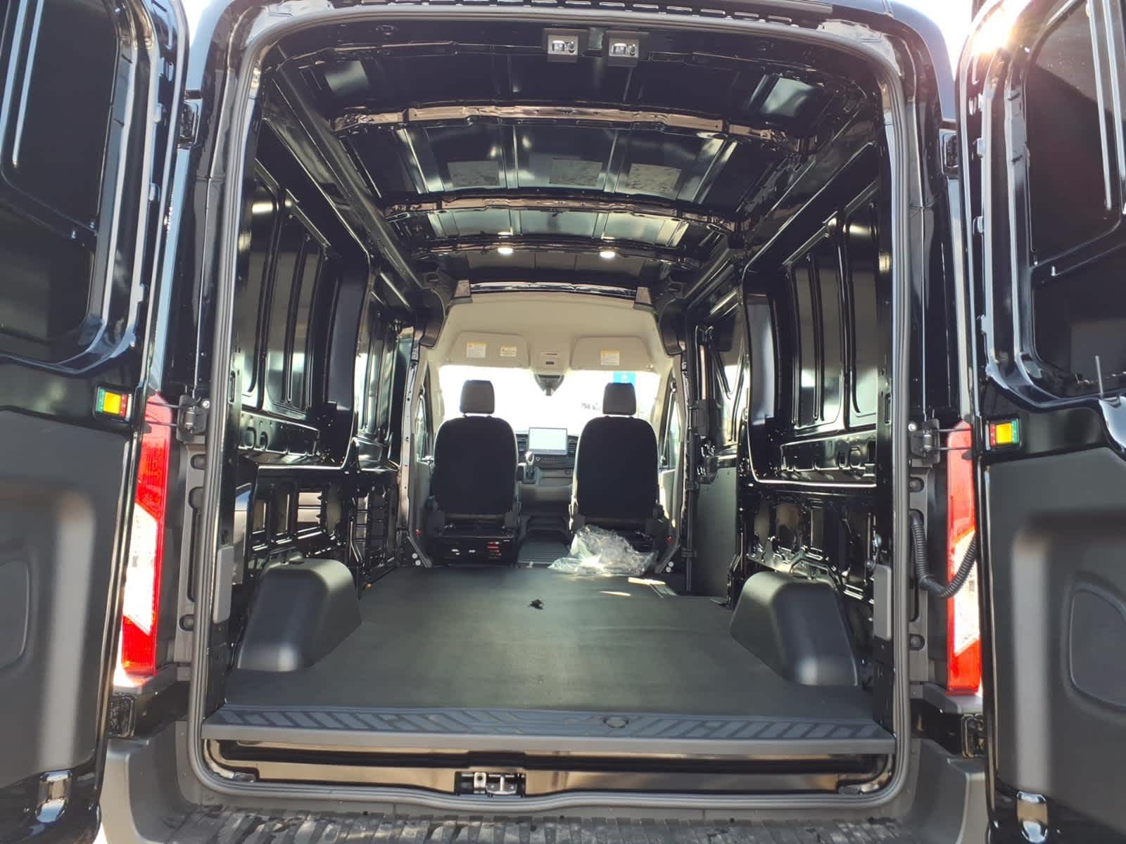 New 2026 Ford Transit 250 - photo 2
