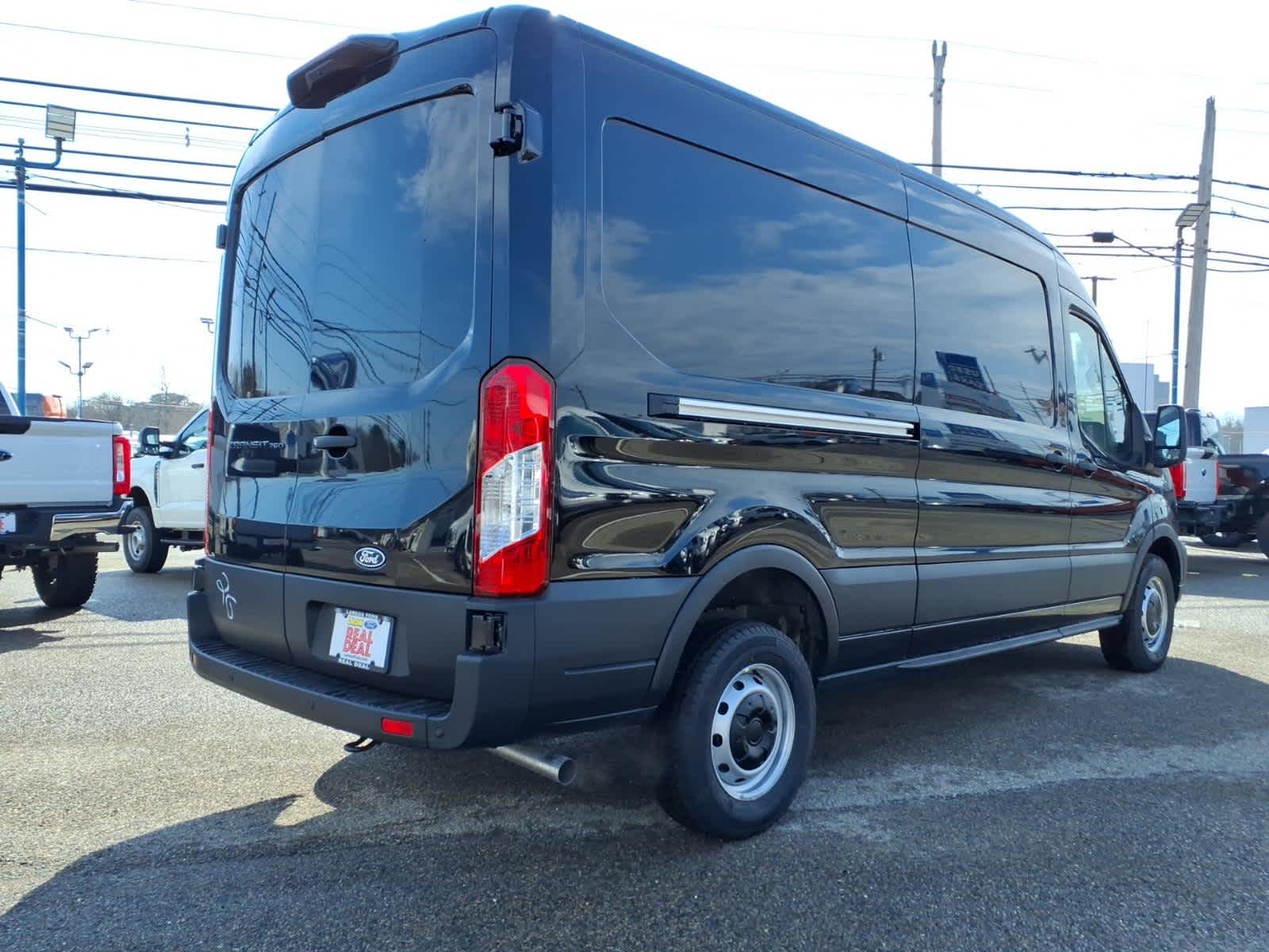 New 2026 Ford Transit 250 - photo 5