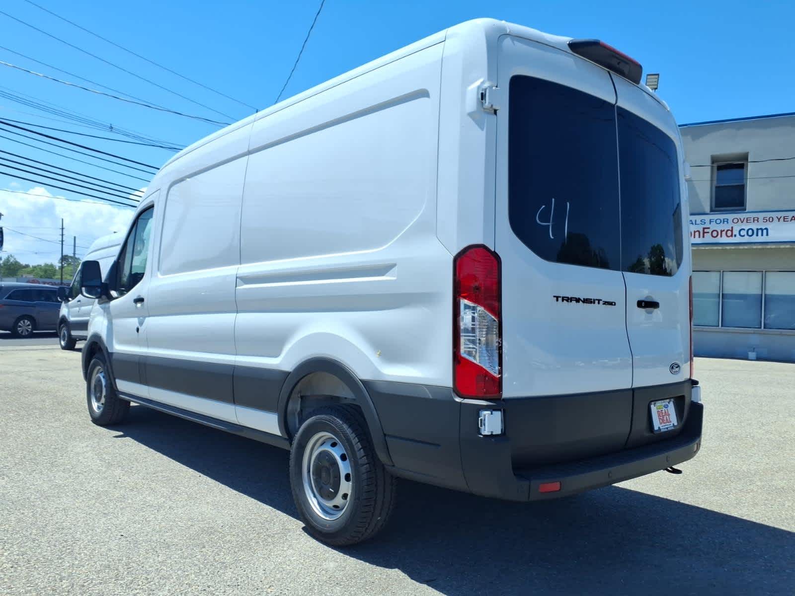 New 2026 Ford Transit 250 - photo 6