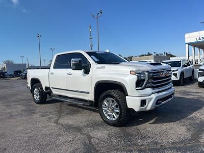 Used 2025 Chevrolet Silverado 2500 - photo 1