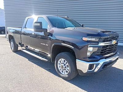 Used 2024 Chevrolet Silverado 2500 - photo 1