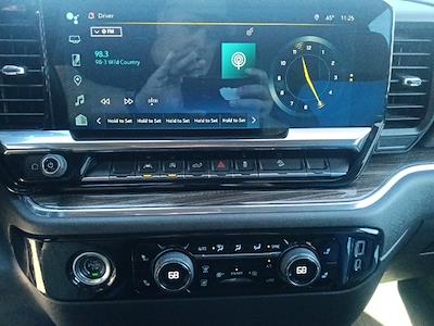 Used 2024 Chevrolet Silverado 1500 - photo 1