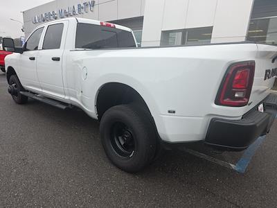 Used 2025 Ram 3500 - photo 1